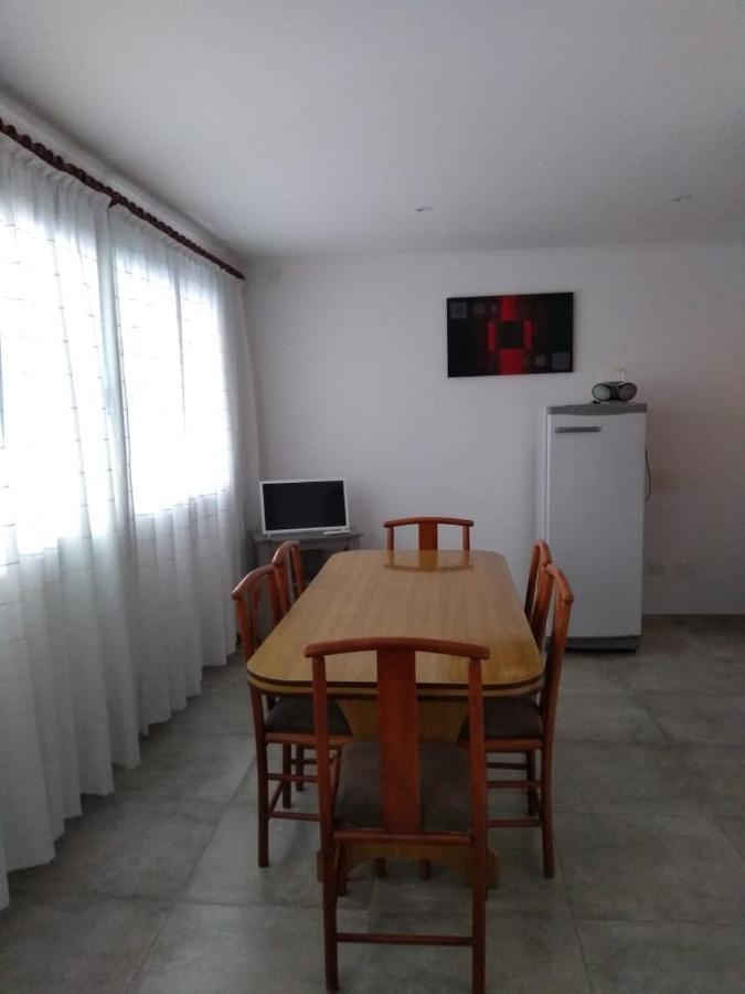 Alquiler Diario Hasta 4 Personas Appartement Tandil Buitenkant foto
